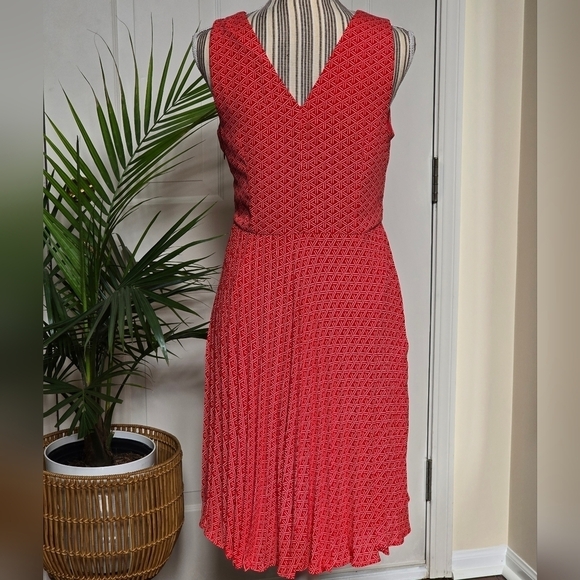 Banana Republic Women's Red Printed Dress Size 6 - Picture 2 of 6